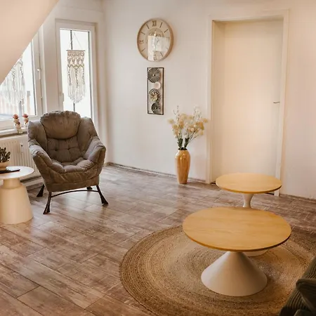 Naumburger Charme Monero Apartment *